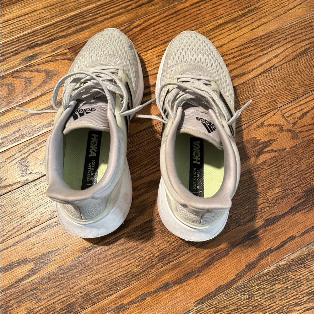 Men’s size 7 - adidas alphabounce